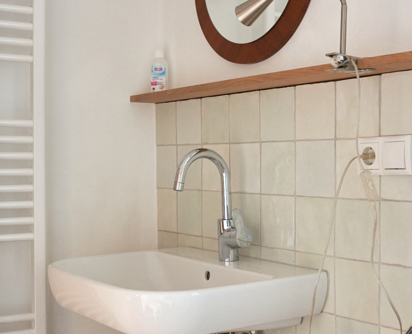Badezimmer Ferienwohnung Brunnenstrasse