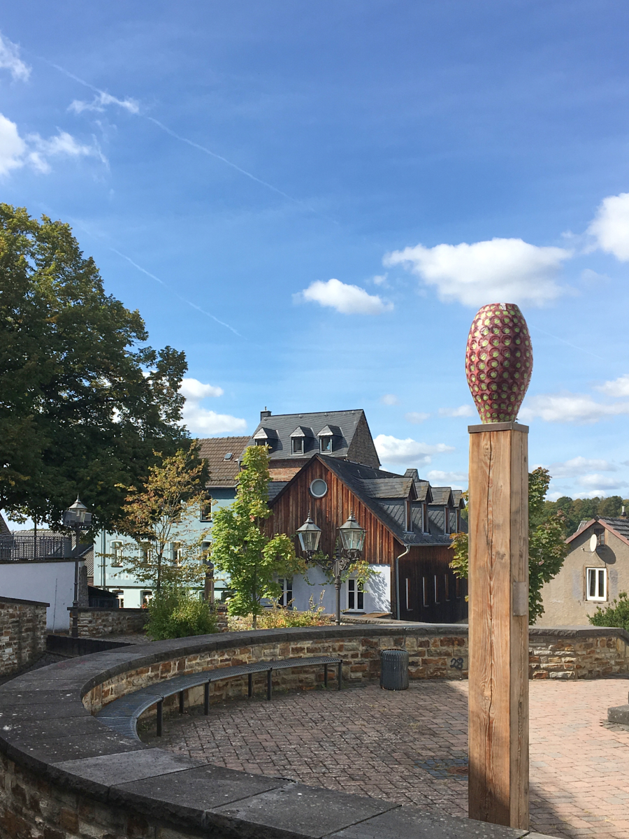 Stelenweg in Höhr-Grenzhausen, Ferienwohnung Brunnenstrasse